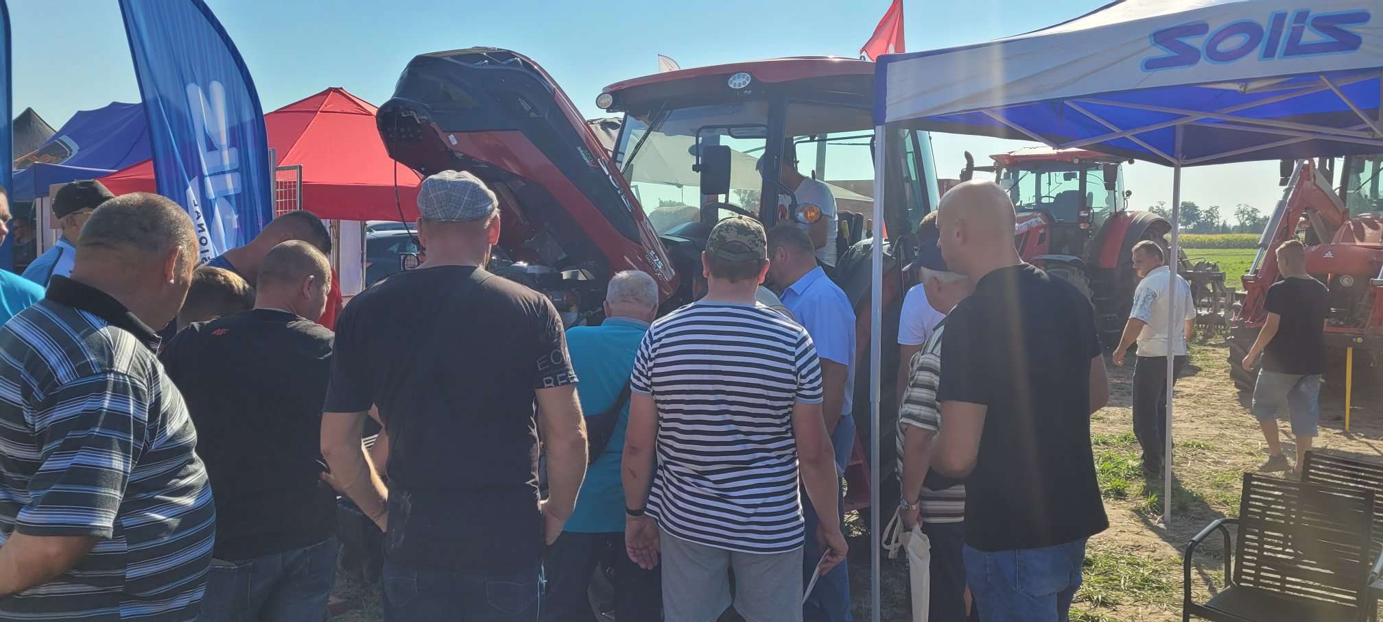 Targi AGROTECH ciągniki HANWO SOLIS