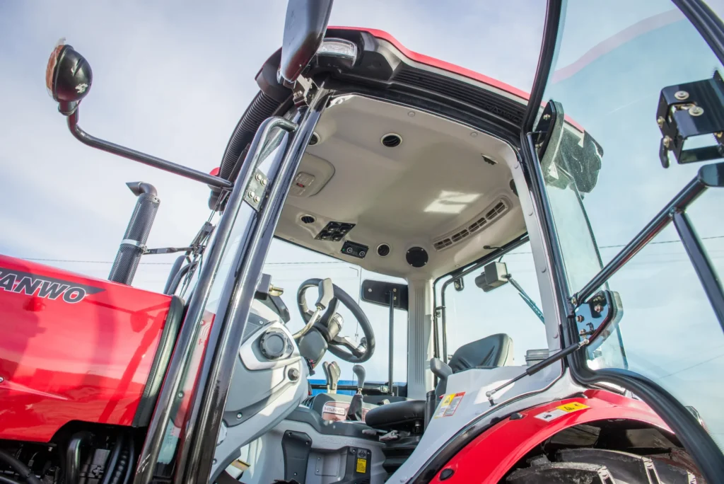 Ciągnik HANWO HWB604C 65KM profesjonalny traktor rolniczy z komfortową kabiną