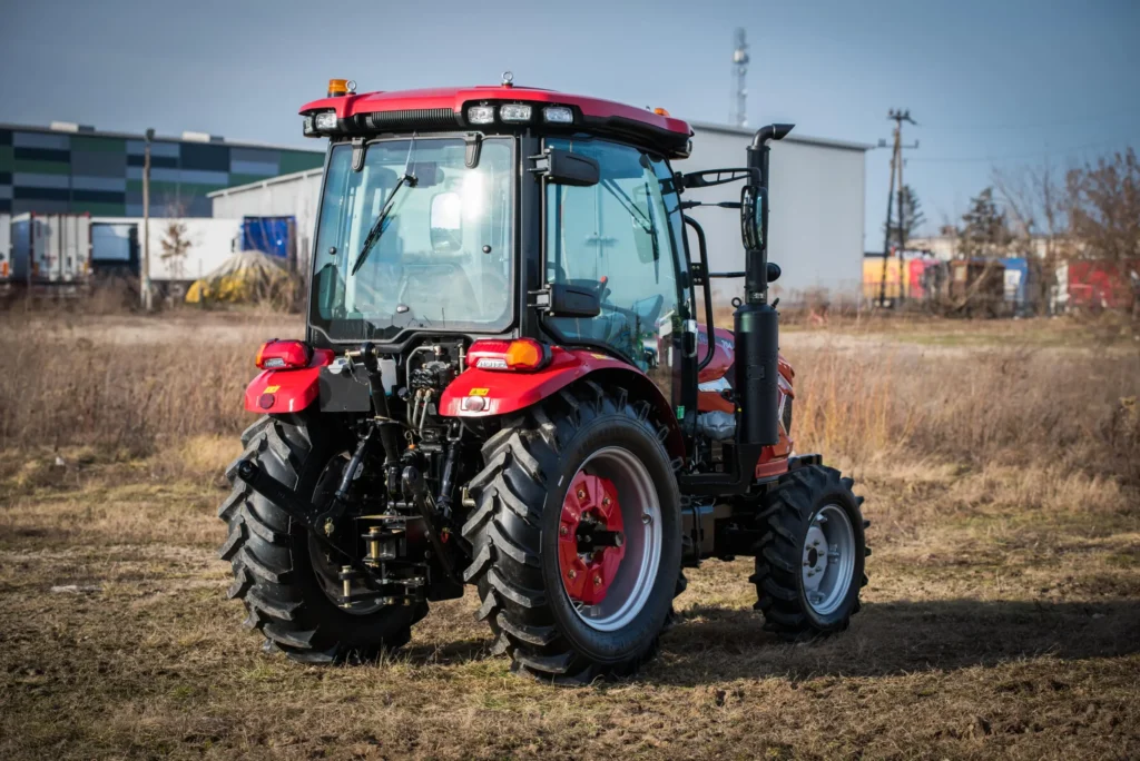 Ciągnik HANWO HWB704C 75KM Stage V profesjonalny traktor rolniczy z podnośnikiem 2500kg
