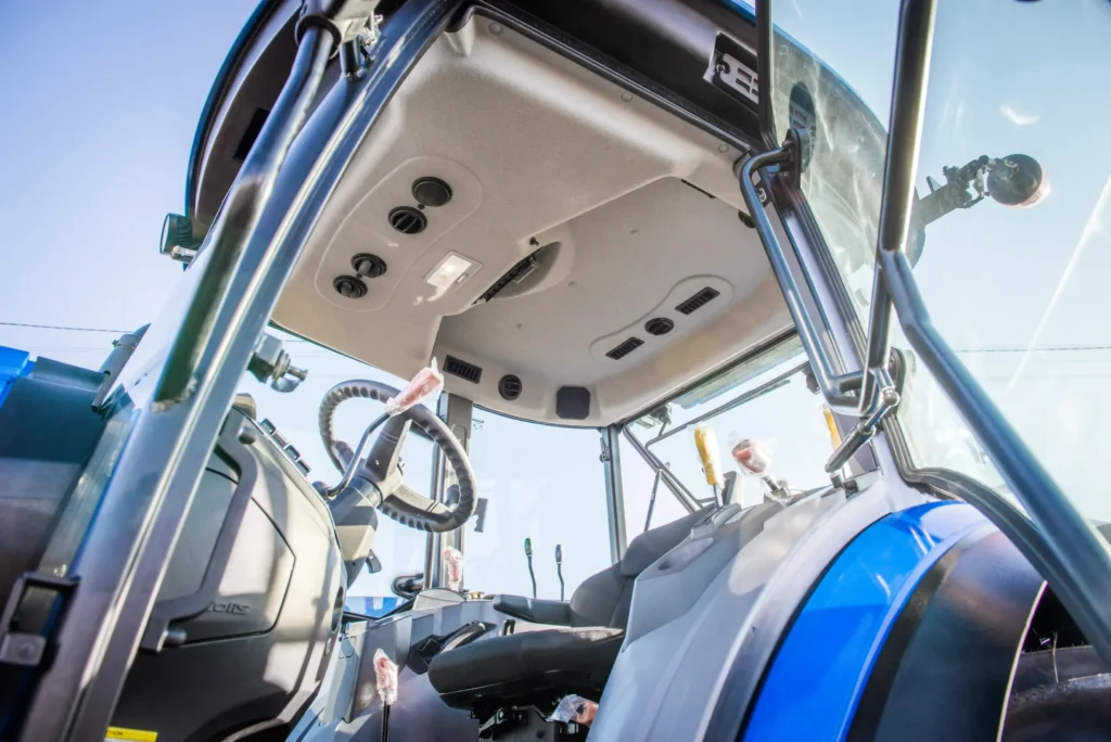 Ciągnik SOLIS S75 76KM SHUTTLE XL profesjonalny traktor rolniczy Stage V